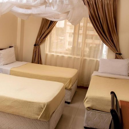 Briston Hotel Arusha Buitenkant foto