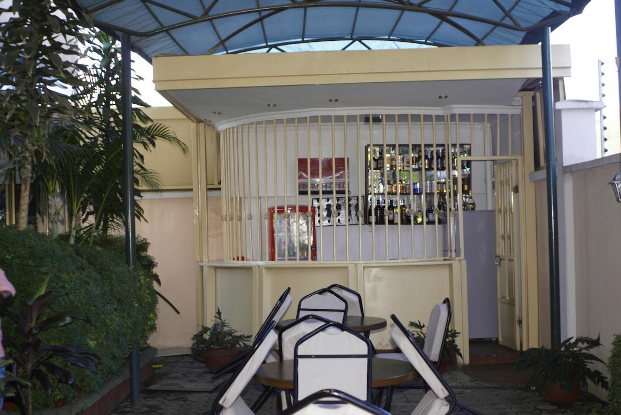 Briston Hotel Arusha Buitenkant foto