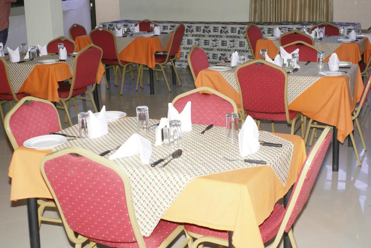 Briston Hotel Arusha Buitenkant foto